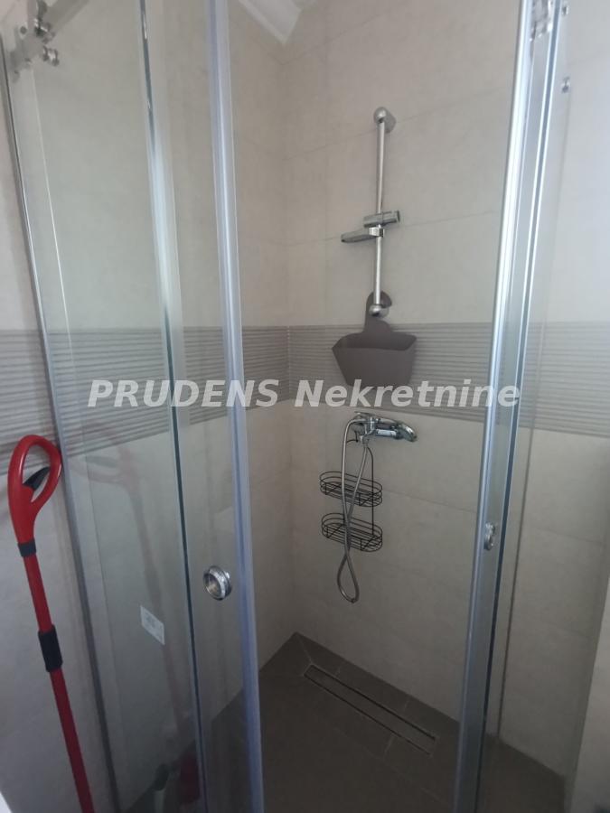 Stan Izdavanje Beograd  57 m2