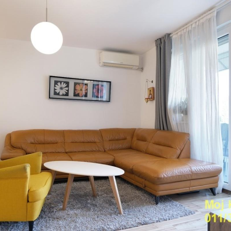 Stan Prodaja Beograd Tošin Bunar 61 m2