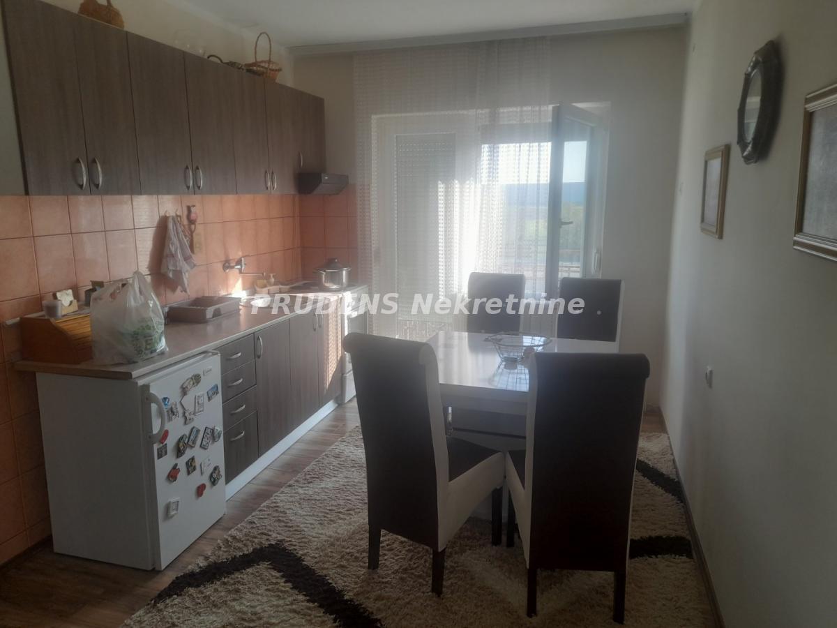 Kuća Prodaja Beograd Kuća Prodaja Beograd Dobanovci 165 m2