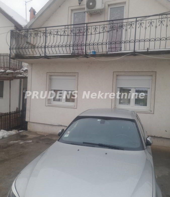 Kuća Prodaja Beograd  465 m2