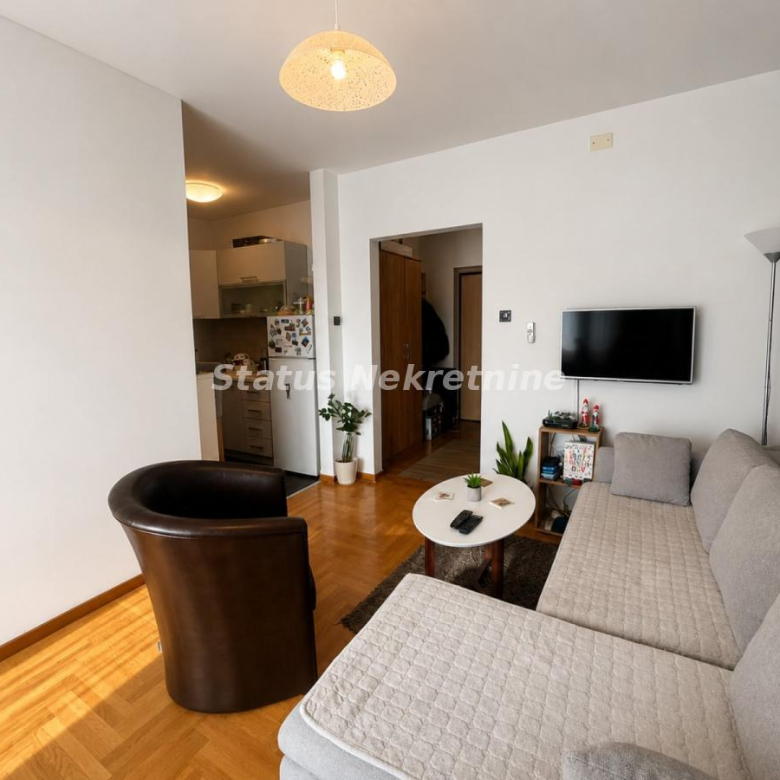Stan Prodaja Novi Sad  36 m2
