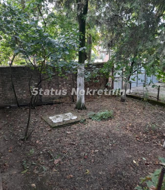 Kuća Prodaja Ruma  220 m2