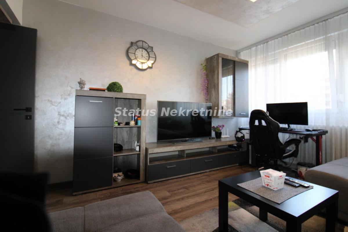 Stan Prodaja Novi Sad  63 m2