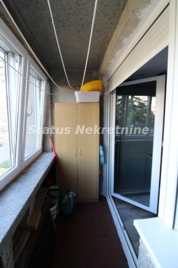 Stan Prodaja Novi Sad  63 m2