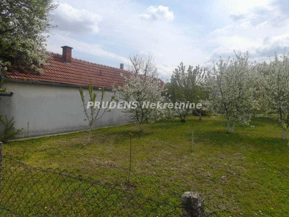 Kuća Prodaja Beograd  53 m2