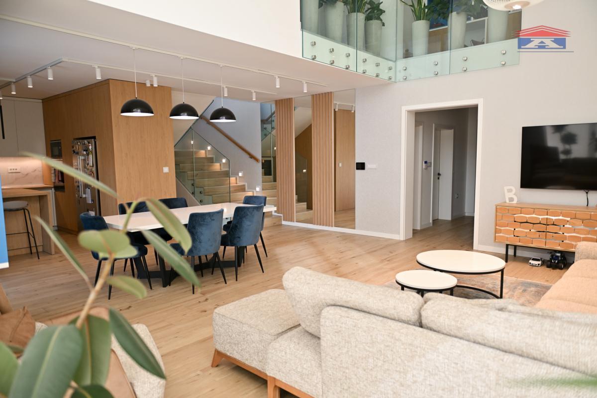 Kuća Prodaja Novi Sad Kuća Prodaja Novi Sad 360 m2