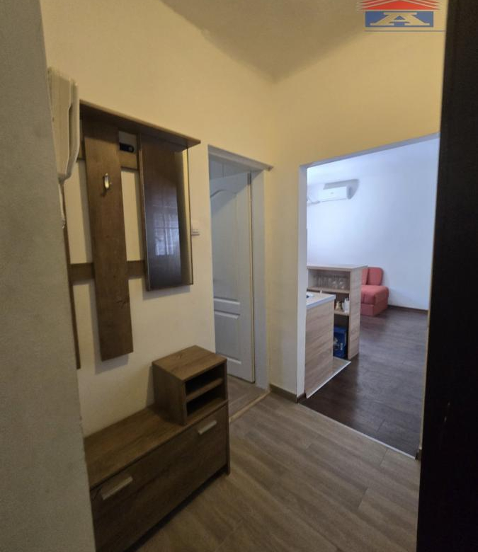 Stan Izdavanje Novi Sad  23 m2