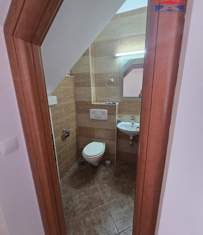 Lokal Izdavanje Novi Sad  78 m2