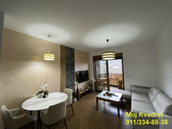 Stan Izdavanje Beograd Južni Bulevar 42 m2
