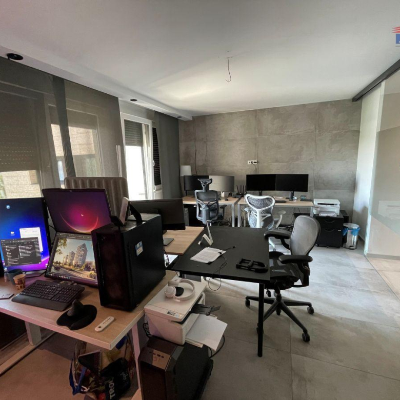 Lokal Izdavanje Novi Sad  68 m2