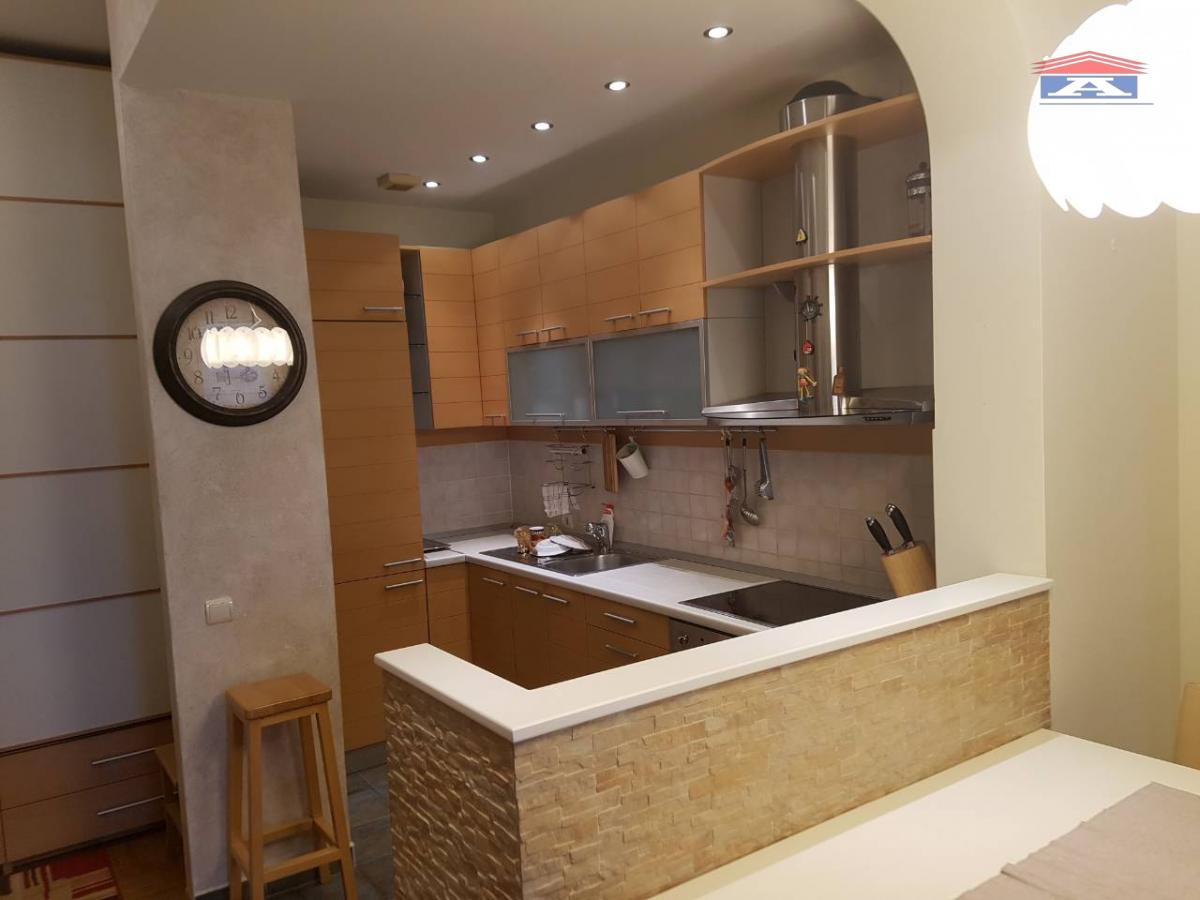 Stan Izdavanje Novi Sad  69 m2