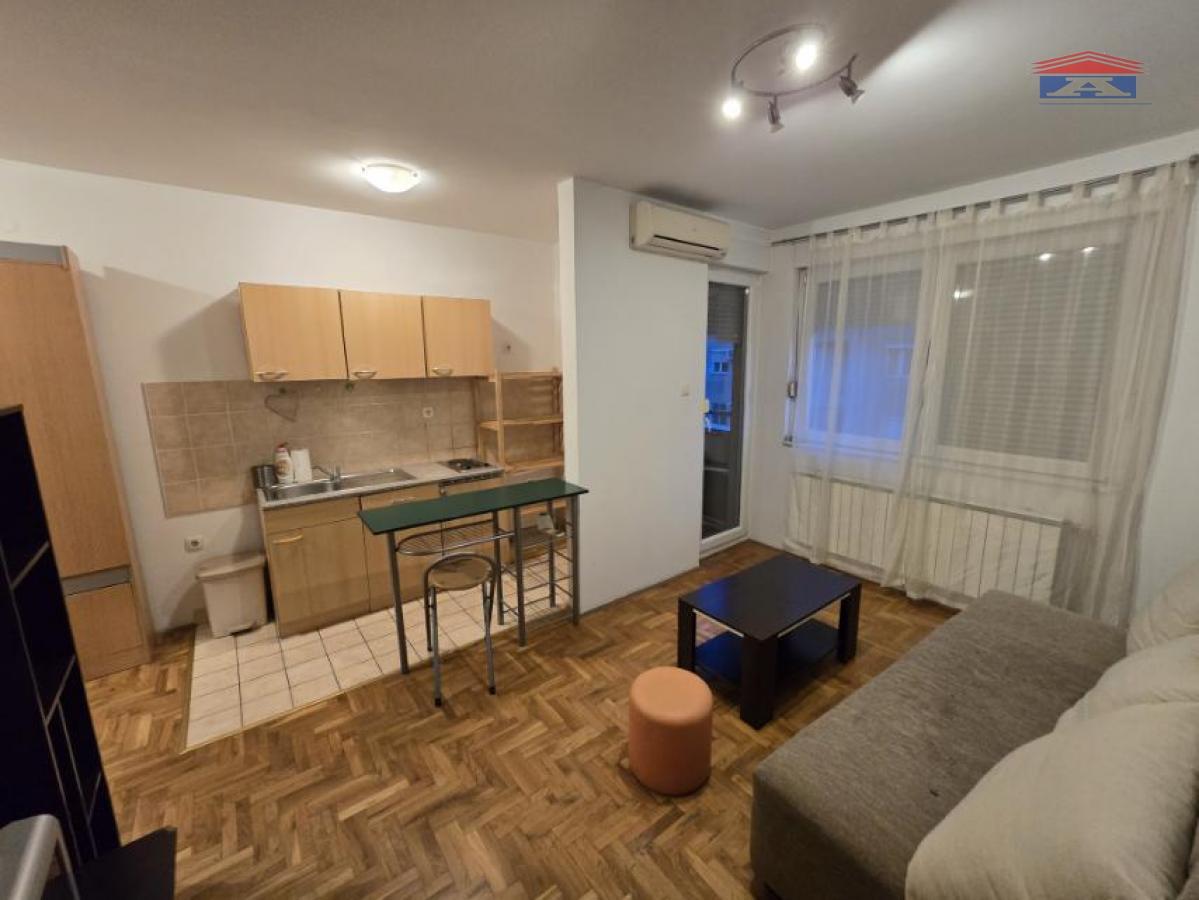 Stan – Novi Sad, Bulevar Evrope  – ID 2333