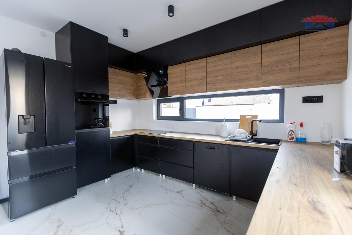 Kuća Prodaja Novi Sad  122 m2