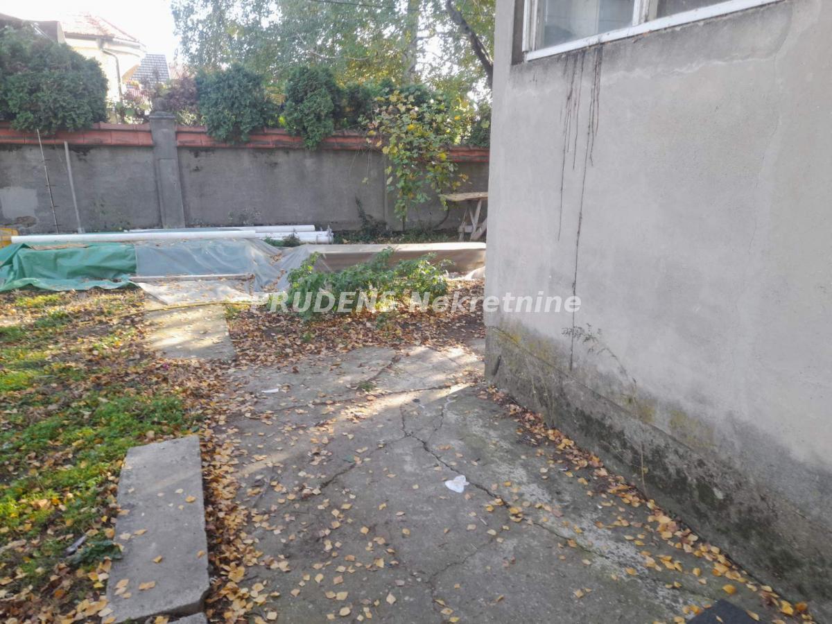 Kuća Prodaja Beograd  95 m2