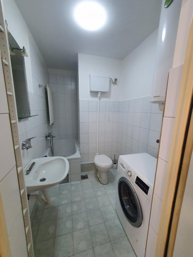 Garaža Izdavanje Beograd Garaža Izdavanje Beograd Crveni Krst 11 m2