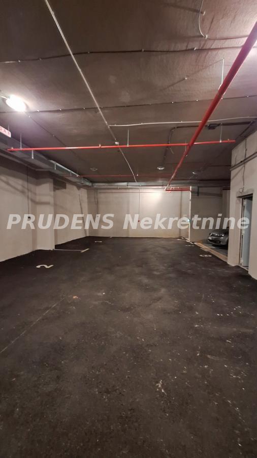 Garaža Izdavanje Beograd Garaža Izdavanje Beograd Crveni Krst 11 m2
