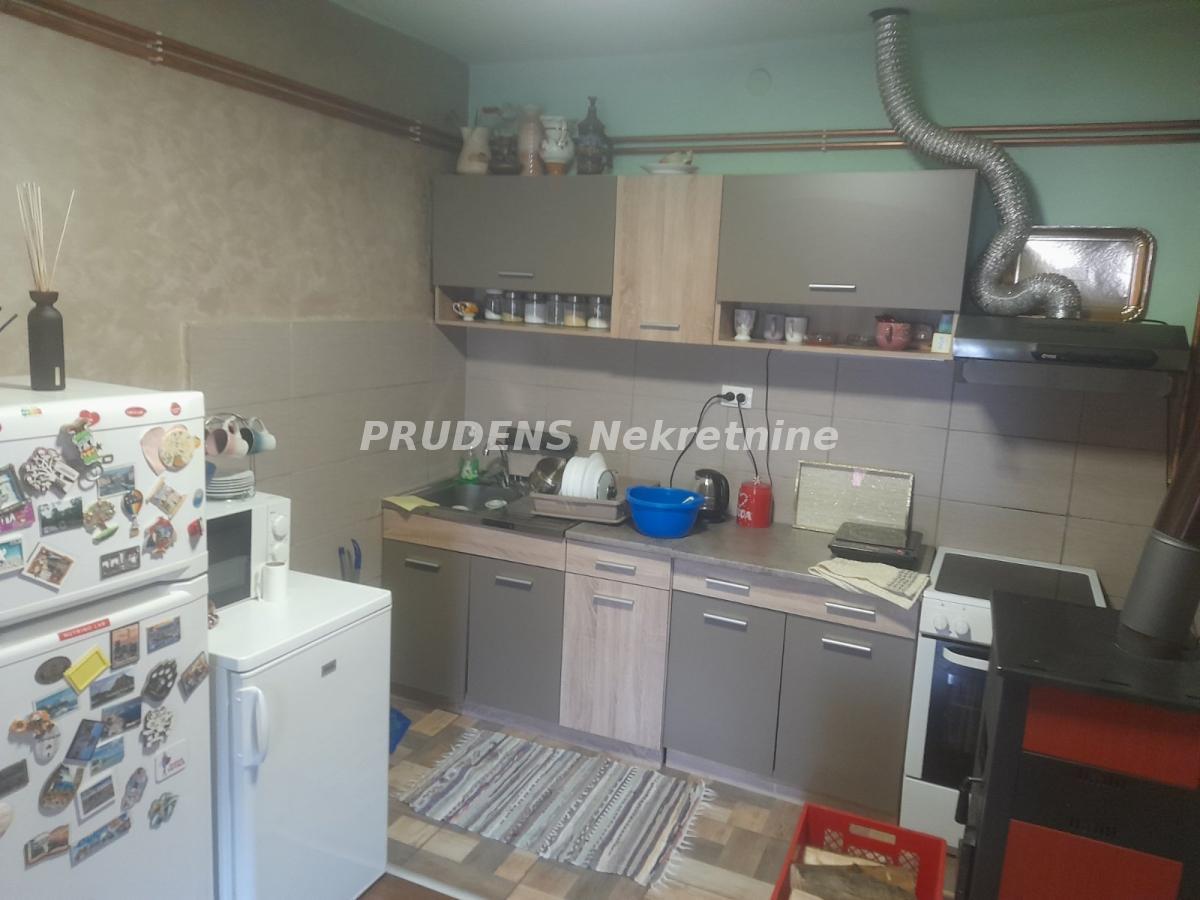 Kuća Prodaja Pećinci Kuća Prodaja Pećinci Deč 90 m2