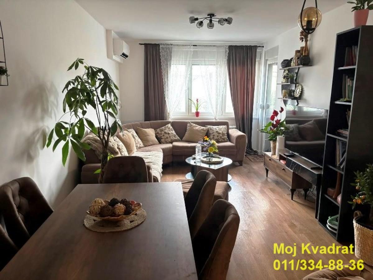 Stan Izdavanje Beograd Gornji Grad 95 m2