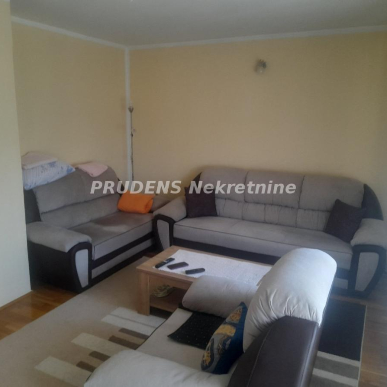 Kuća Prodaja Beograd  111 m2