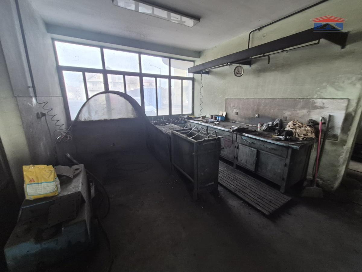 Lokal Izdavanje Novi Sad  129 m2