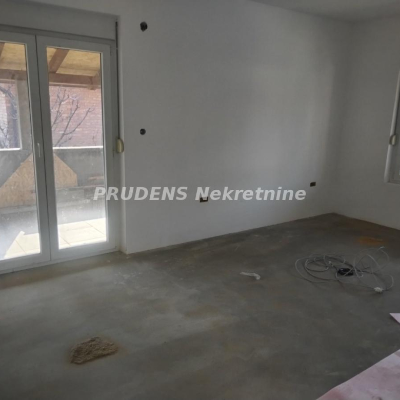 Kuća Prodaja Beograd  281 m2