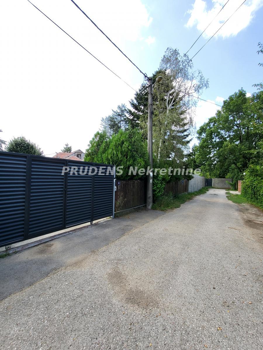 Kuća Prodaja Beograd Kuća Prodaja Beograd 1000 Ruža 400 m2