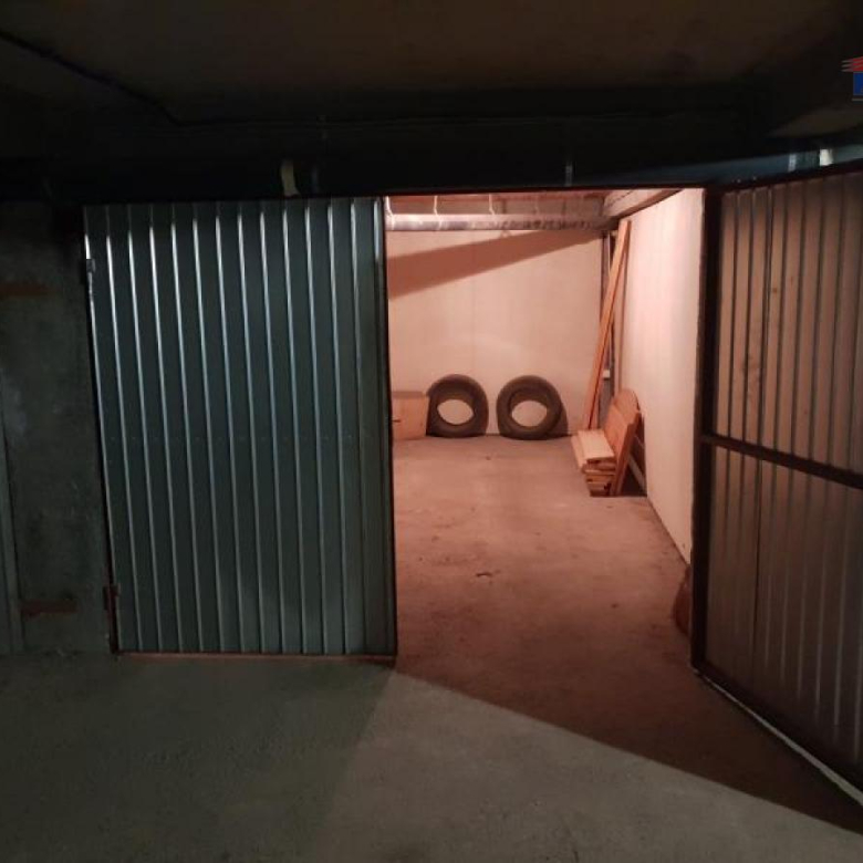 Garaža Prodaja Novi Sad  15 m2