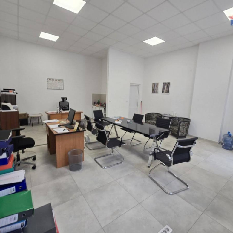 Lokal Prodaja Novi Sad  86 m2