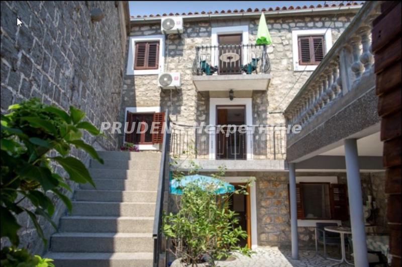 Kuća Prodaja Budva  210 m2