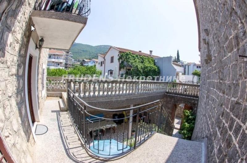Kuća Prodaja Budva  210 m2