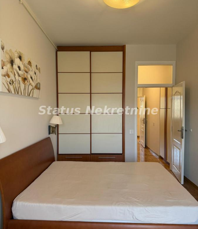Stan Izdavanje Novi Sad  64 m2