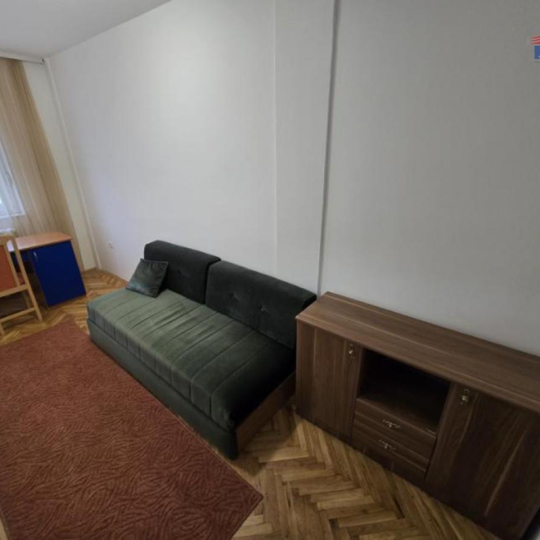 Stan Izdavanje Novi Sad  54 m2