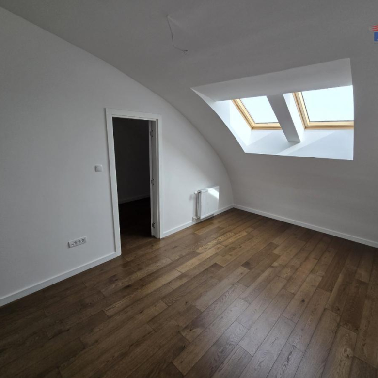 Stan Prodaja Novi Sad  117 m2