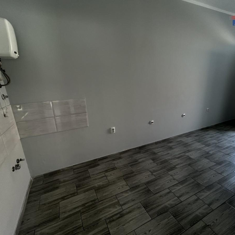 Lokal Izdavanje Inđija Čortanovci 56 m2