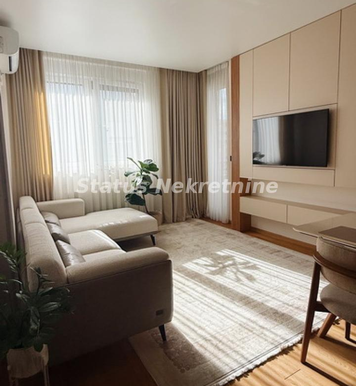 Stan Prodaja Novi Sad  112 m2
