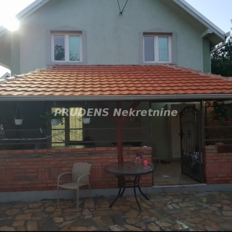 Kuća – Beograd, Surčin  – ID 968.