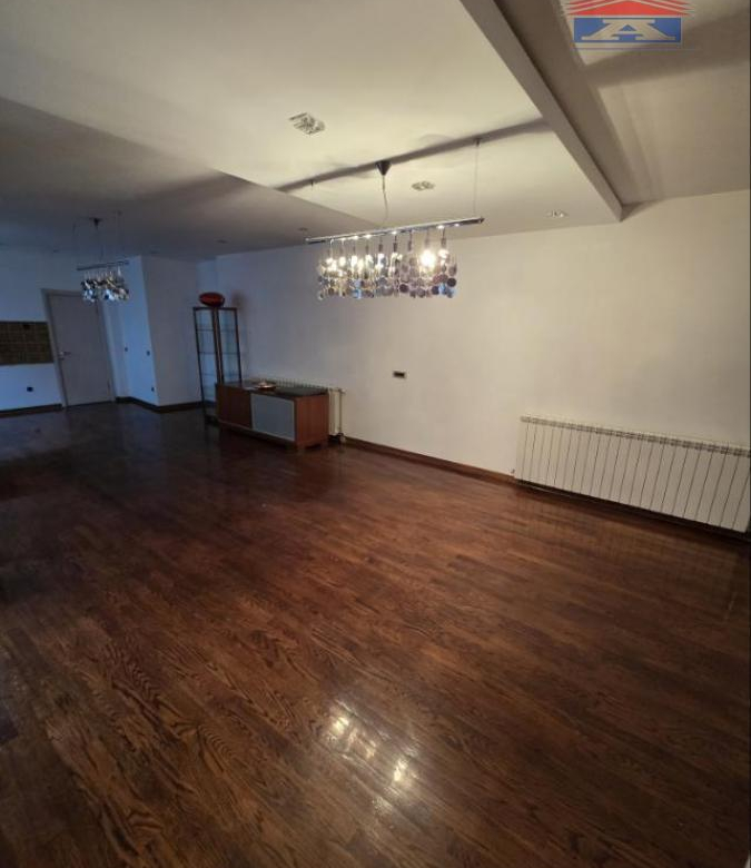 Lokal Izdavanje Novi Sad  119 m2