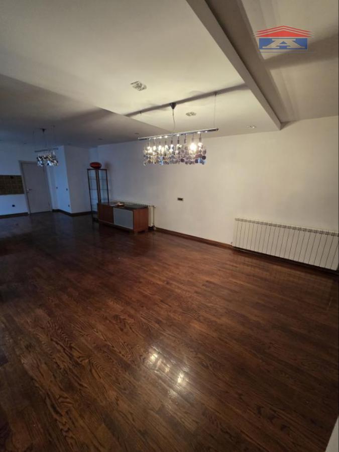 Lokal Izdavanje Novi Sad  119 m2