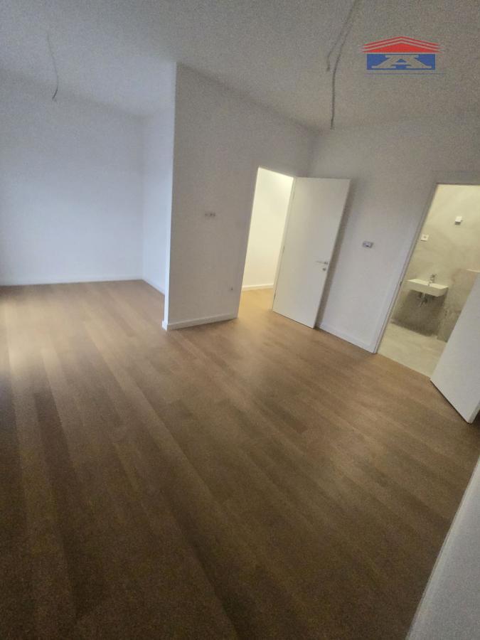 Stan Prodaja Novi Sad  129 m2