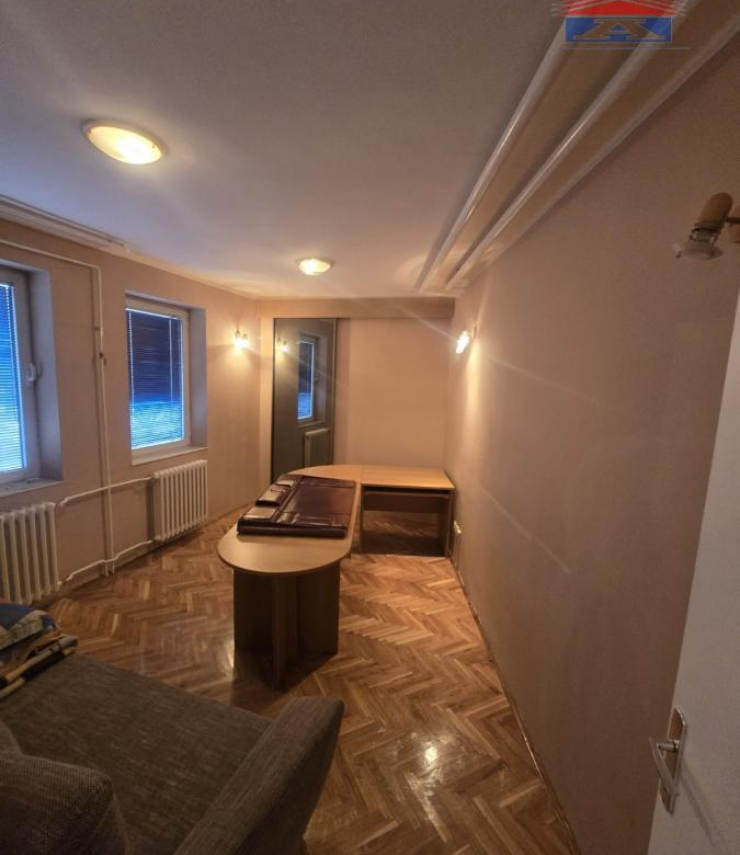 Lokal Izdavanje Novi Sad  40 m2