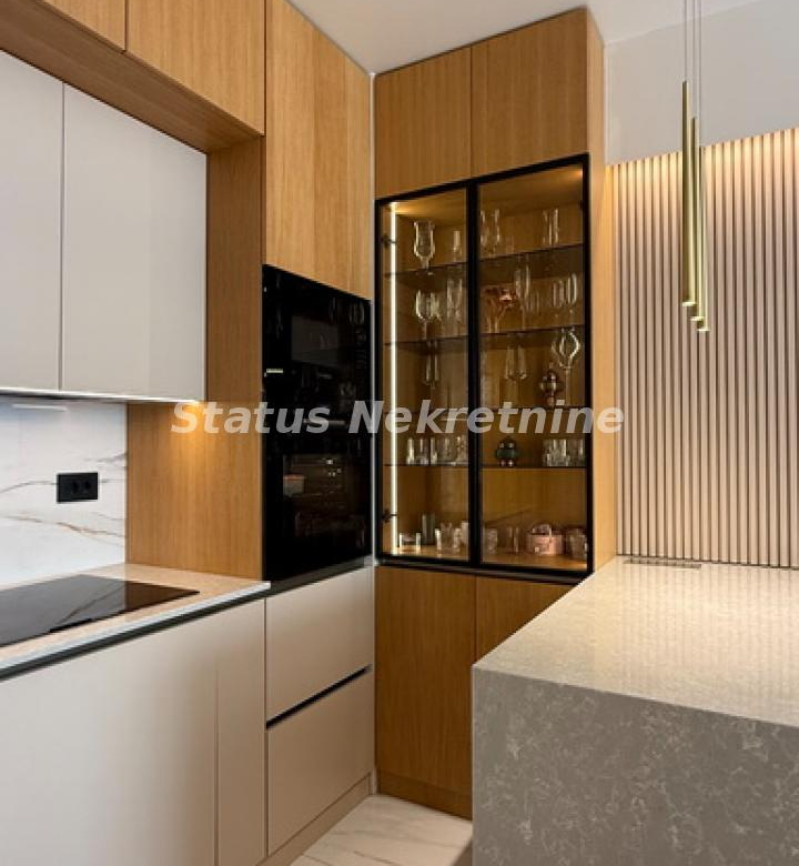 Stan Prodaja Novi Sad  112 m2