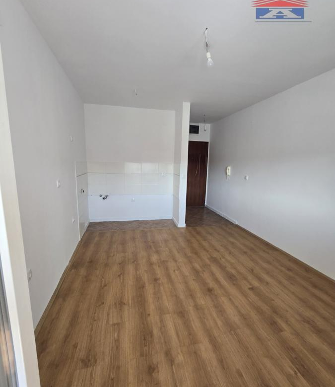 Lokal Izdavanje Novi Sad  78 m2