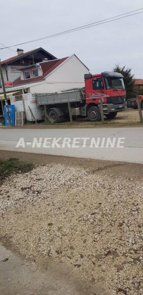 Plac Izdavanje Novi Sad  0 m2