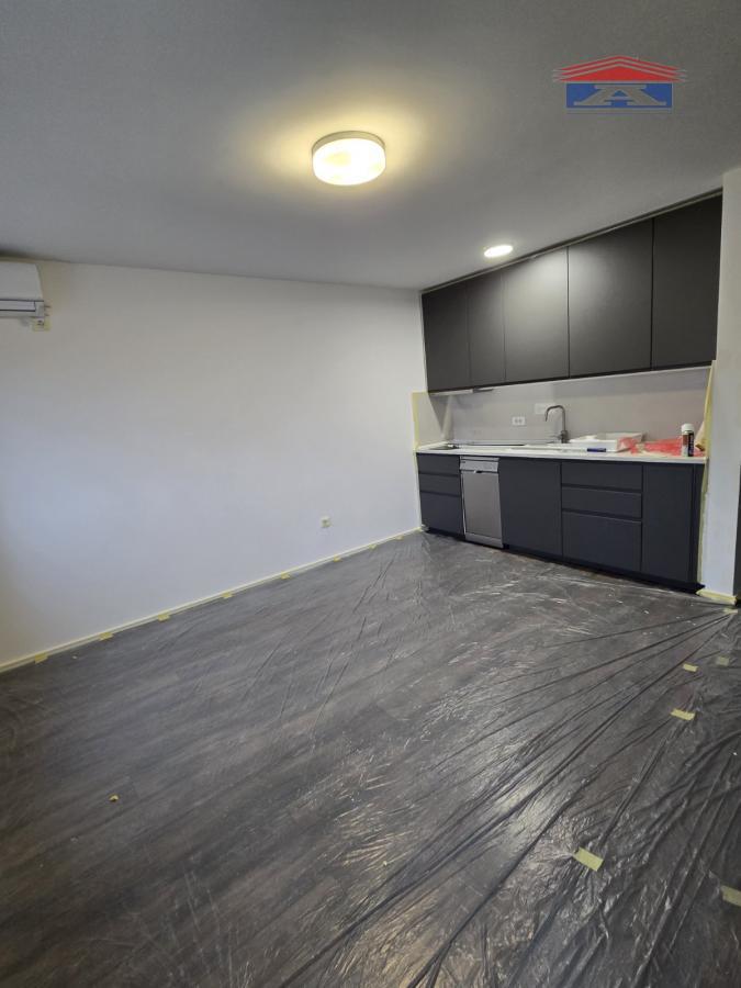 Lokal Izdavanje Novi Sad Lokal Izdavanje Novi Sad 230 m2