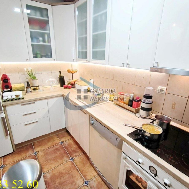 Stan Prodaja Beograd Blok 62 64 m2