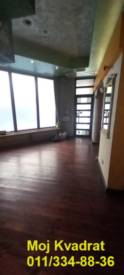 Lokal Izdavanje Beograd Vukov Spomenik 240 m2