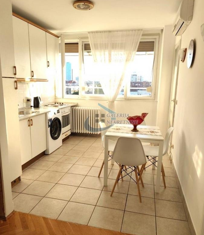 Stan Prodaja Beograd Blok 3 62 m2