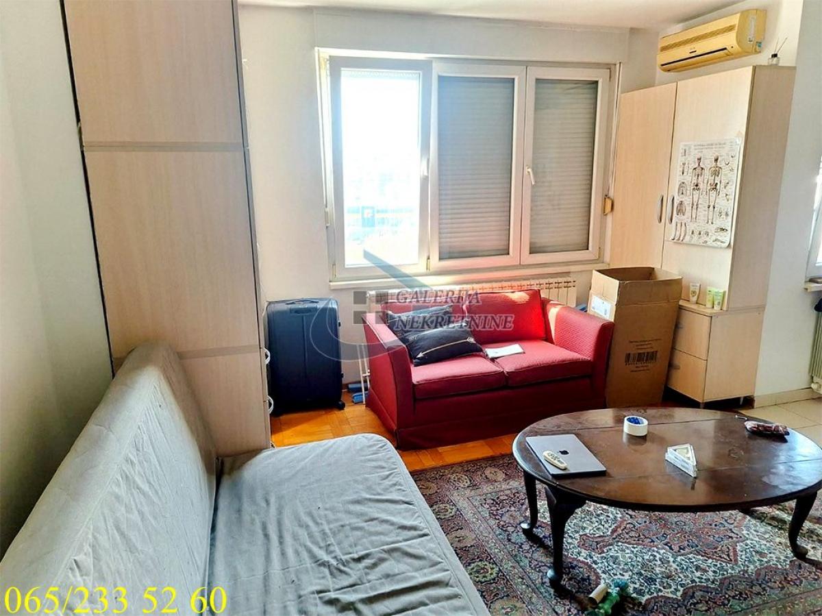Stan Prodaja Beograd Dušanovac 33 m2