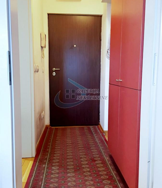 Stan Prodaja Beograd Dušanovac 33 m2