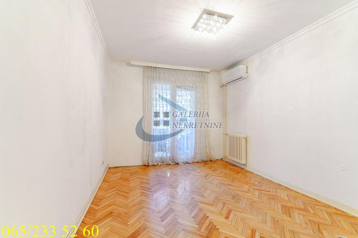 Stan Prodaja Beograd Centar (Savski Venac) 105 m2